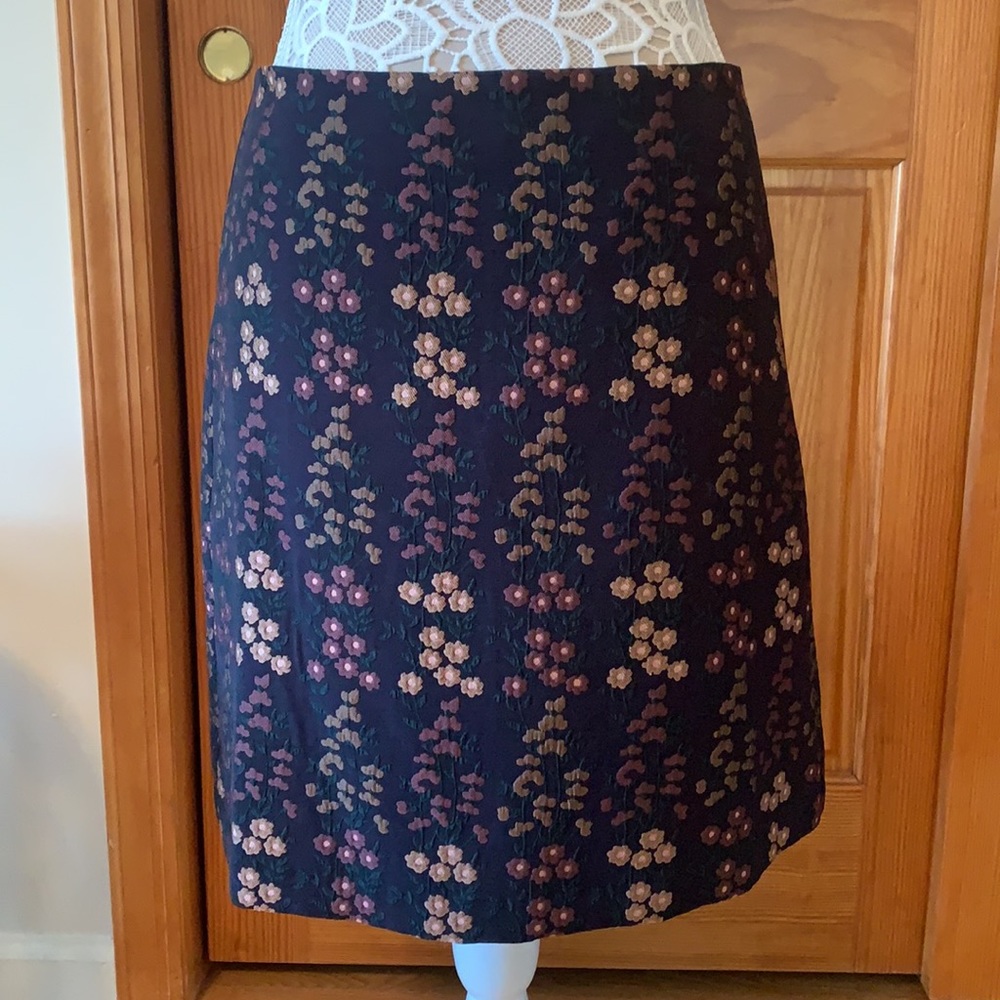 NWT Ann Taylor Floral Skirt